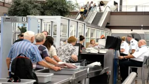 How to Get Through Airport Security Faster: Expert Tips