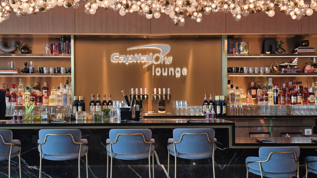 jfk airport capital one lounge