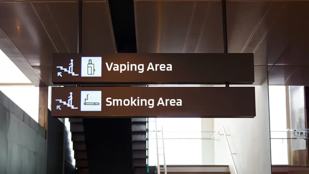 jfk airport smoking area