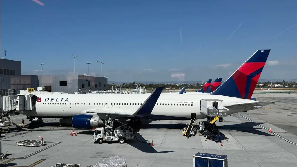 Delta Airlines Terminal 3 at PHX airport