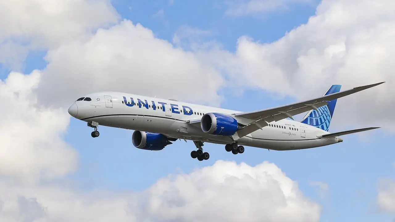 What Terminal is United in Las Vegas Airport?