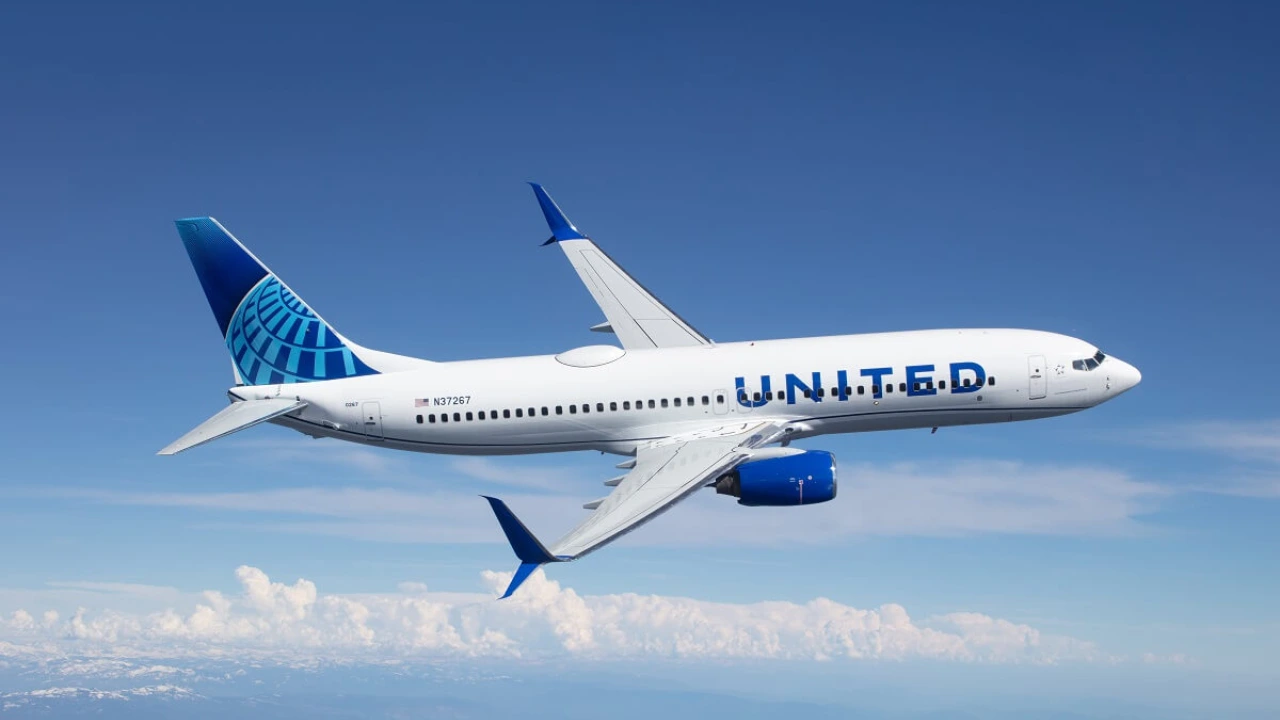 United Airlines Terminal​ at Ronald Reagan Airport (DCA)