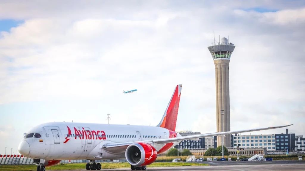 Avianca at SFO airport terminal