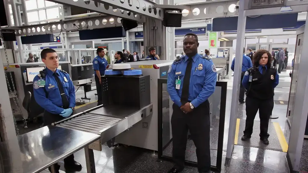 Check-in & Security Alaska at SJC