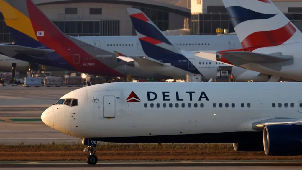 Delta Airlines at Salt Lake City Airport