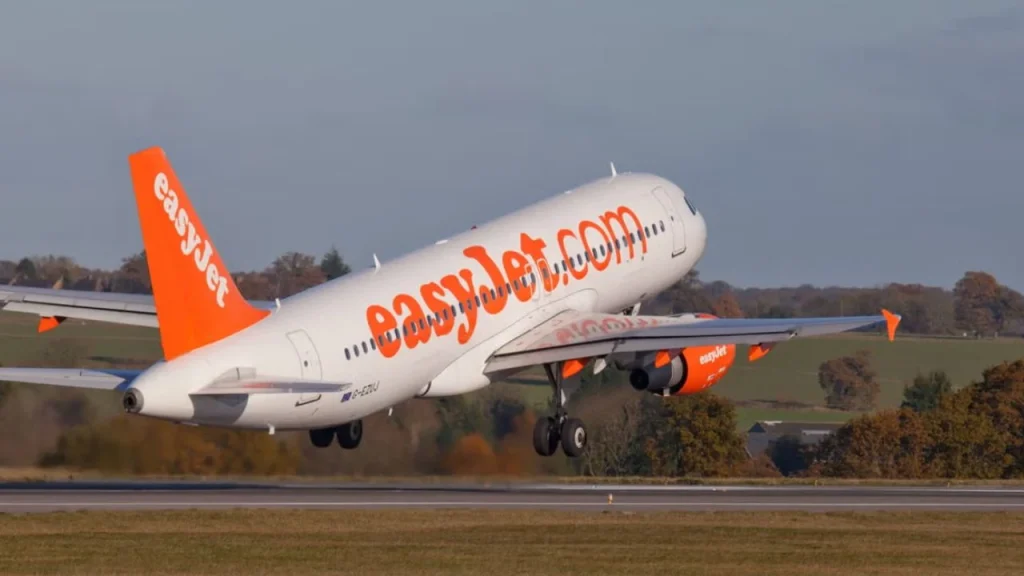 EasyJet Terminal Manchester Departures