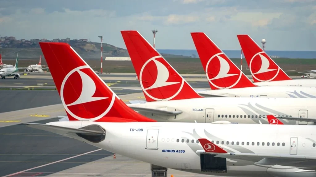 Turkish Airlines at sfo airport terminal