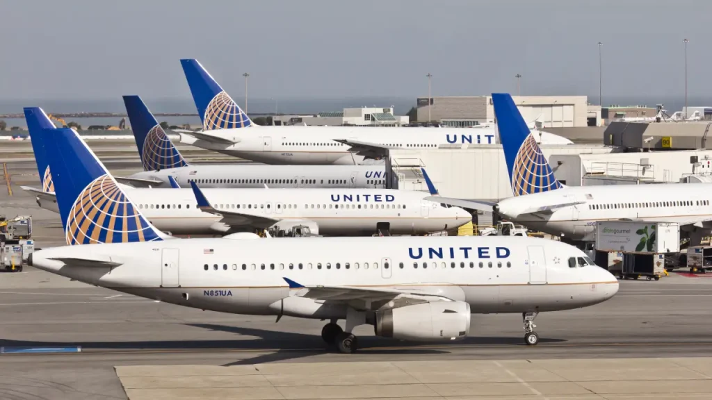 United airlines IAD Airport terminal