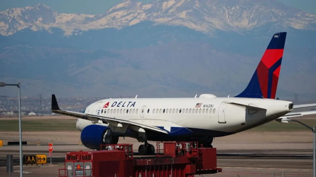 Delta Airlines Terminal at Seattle-Tacoma International Airport (SEA)