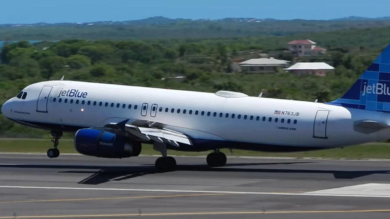 Which Terminal is JetBlue at Orlando International Airport (MCO)?